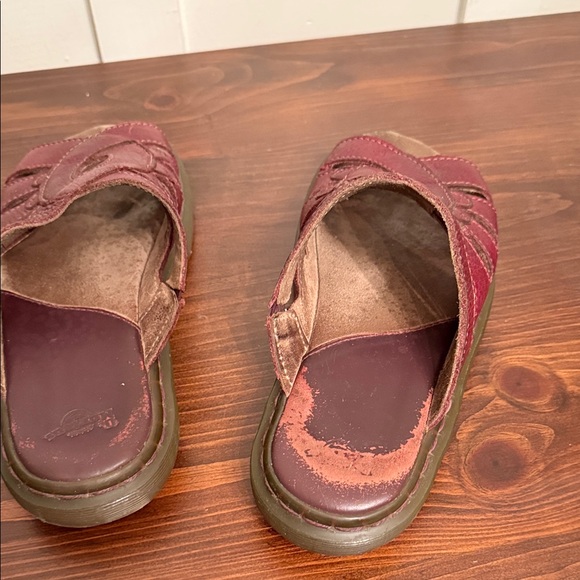 Dr. Martens Leather Sandals Slides Burgundy Oxblood Comfort Sole Women’s size 9 - Picture 4 of 11